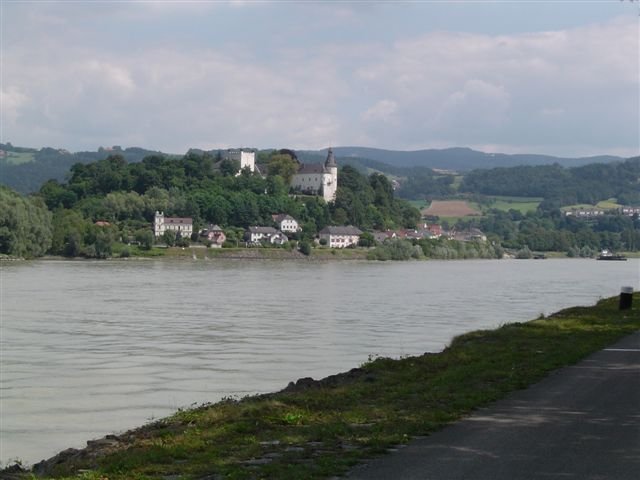 ottensheim.jpg